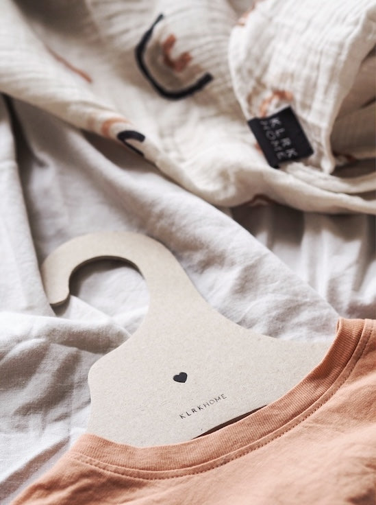 Children's hangers natural HEARTS, 5 pcs